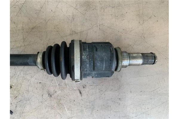 Recambio de palier delantero izquierdo para toyota yaris (ksp9/scp9/nlp9) 1.4 d-4d referencia OEM IAM 434200D150 TLH2425A0390 P2