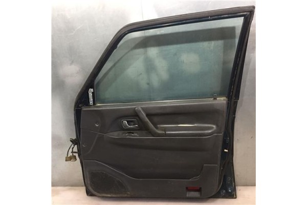 Recambio de puerta delantero derecha para galloper super exceed 2.5 t.d. referencia OEM IAM MR439494  