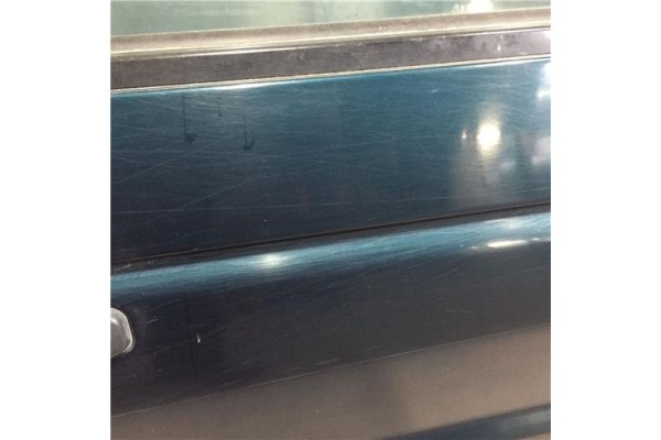 Recambio de puerta delantero derecha para galloper super exceed 2.5 t.d. referencia OEM IAM MR439494  