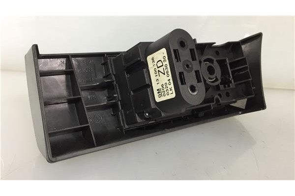 Recambio de mando de luces para opel astra h berlina 1.7 cdti referencia OEM IAM 13100136  