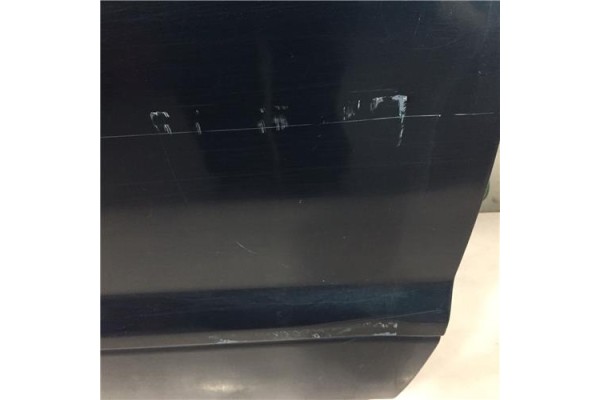 Recambio de puerta delantero derecha para galloper super exceed 2.5 t.d. referencia OEM IAM MR439494  
