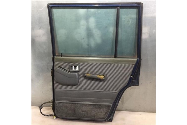 Recambio de puerta trasero derecha para nissan patrol station wagon (w260) 2.8 td referencia OEM IAM 8210006J35  