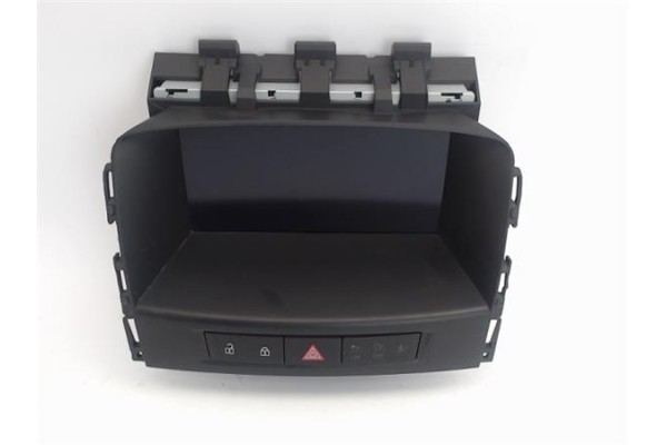 Recambio de pantalla navegador para opel astra j berlina 5p 1.6 excellence referencia OEM IAM 95247248  