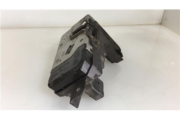 Recambio de cierre electromagnetico delantero derecho para opel astra h berlina 1.7 cdti referencia OEM IAM 13210749 QG Recambio de cierre electromagnetico delantero derecho para opel astra h berlina 1.7 cdti referencia OEM IAM 13210749 QG