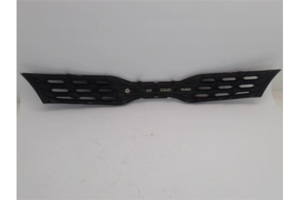 Recambio de rejilla capo para kia rio (ub) 1.2 basic referencia OEM IAM 863501W210  