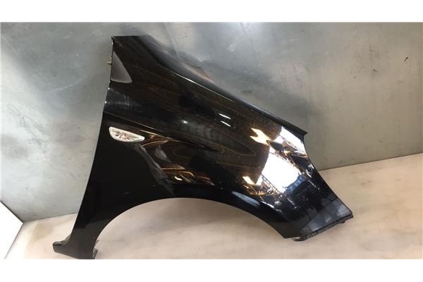 Recambio de aleta delantero derecha para hyundai i20 (pb) 1.4 referencia OEM IAM 663211J000 L05122 