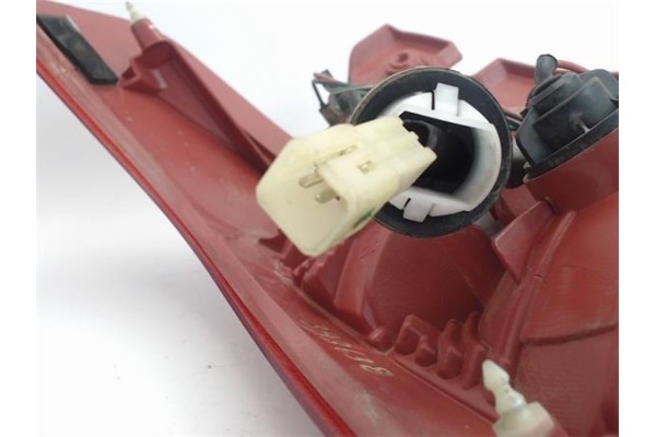 Recambio de piloto trasero derecho para suzuki swift iii (sg) 1.3 referencia OEM IAM 35650-62J00 2212987 3565063J00 , SUZUKI | 3