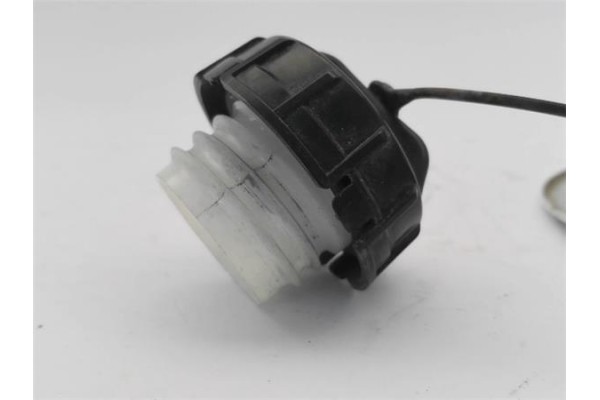 Recambio de tapa exterior combustible para mitsubishi space star (a00) 1.2 motion referencia OEM IAM 5940A195  