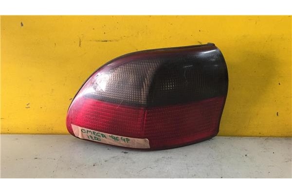 Recambio de piloto trasero izquierdo para opel omega b 2.0 referencia OEM IAM   