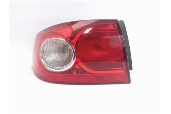 Recambio de piloto trasero izquierdo para renault laguna ii (bg0) 1.9 dci (bg1a, bg1w) referencia OEM IAM   