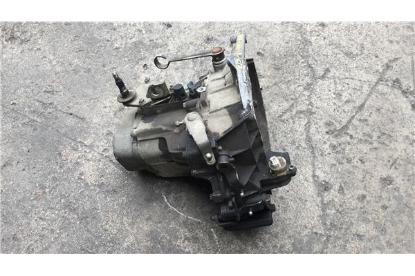 Recambio de caja cambios manual para citroen xsara coupe 1.8i 16v sx referencia OEM IAM 20CN28  