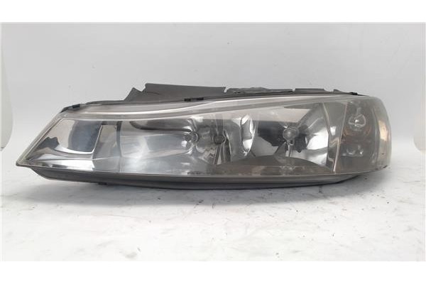 Recambio de faro delantero izquierdo para peugeot 406 berlina (s1/s2) referencia OEM IAM   