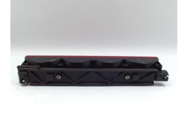 Recambio de luz central de freno para fiat bravo (182) 1.4 12v sx referencia OEM IAM 260196  