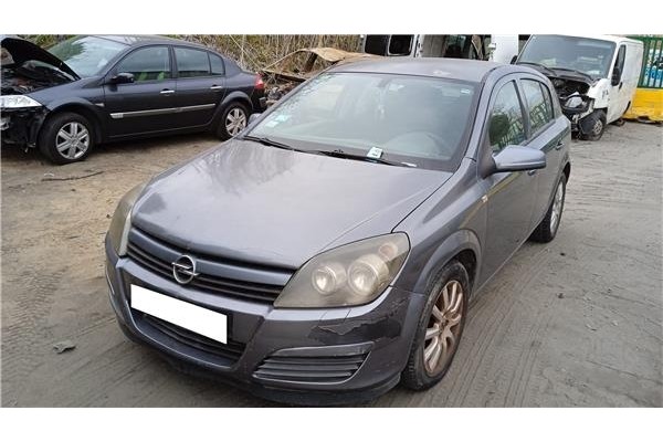 opel astra h berlina del año 2005