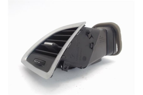 Recambio de rejilla entrada de aire para opel astra j berlina 5p 1.6 excellence referencia OEM IAM 13420496  