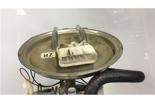 Recambio de bomba combustible para opel corsa b 1.0 i 12v referencia OEM IAM 815019  