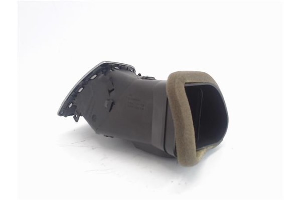 Recambio de rejilla entrada de aire para opel astra j berlina 5p 1.6 excellence referencia OEM IAM 13420496  