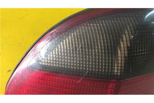 Recambio de piloto trasero izquierdo para opel omega b 2.0 referencia OEM IAM   