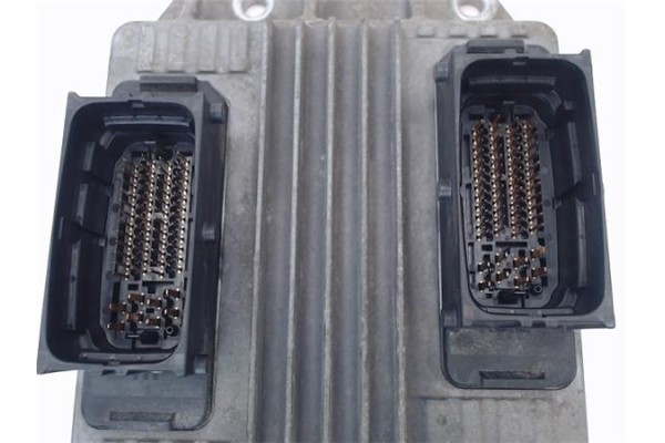 Recambio de centralita para opel combo furgón/ranchera familiar 1.7 cdti 16v referencia OEM IAM 8980215700  