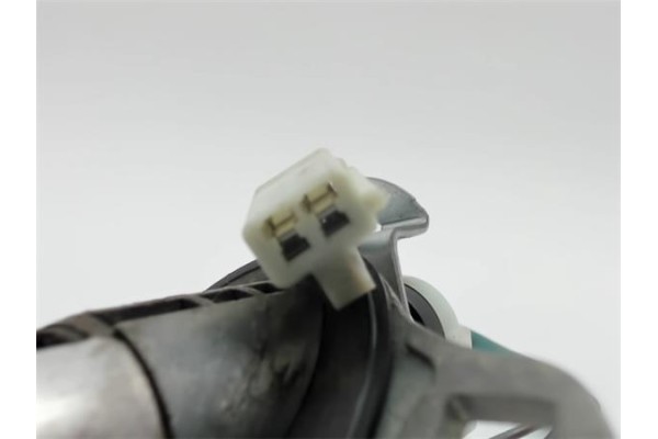 Recambio de bombin porton trasero para mazda premacy (cp) 2.0 td referencia OEM IAM CBY276260A  