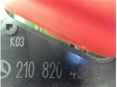 Recambio de interruptor luces emergencia para mercedes-benz clase e (bm 210) berlina 2.0 200 (210.035) referencia OEM IAM 210820