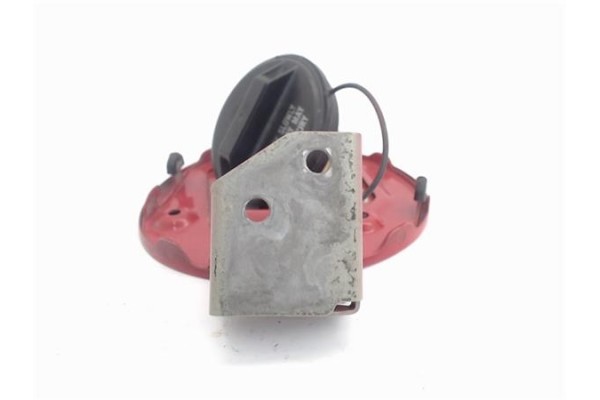 Recambio de tapa exterior combustible para suzuki swift iii (sg) 1.3 referencia OEM IAM 7711660B00  