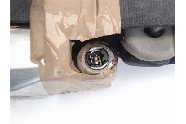Recambio de cinturon seguridad delantero derecho para suzuki swift iii (sg) 1.3 referencia OEM IAM 82201-62J20  