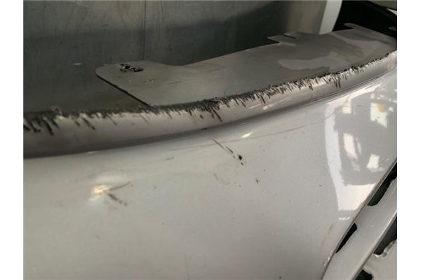 Recambio de paragolpes delantero para citroen xantia berlina 1.9 sd sx referencia OEM IAM   