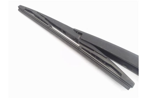 Recambio de brazo limpiaparabrisas trasero para opel astra j berlina 5p 1.6 excellence referencia OEM IAM 1273094 210014210 1325