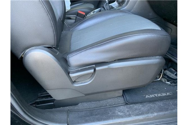 Recambio de asiento delantero derecho para opel antara 2.2 selective referencia OEM IAM 96831469 96959701 