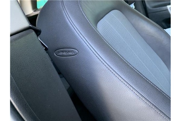 Recambio de asiento delantero derecho para opel antara 2.2 selective referencia OEM IAM 96831469 96959701 