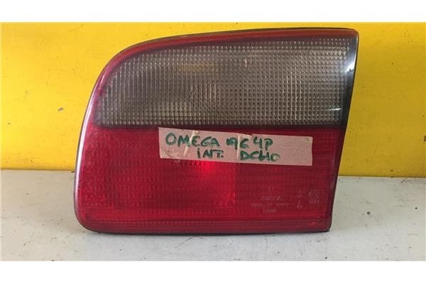 Recambio de piloto interior derecho para opel omega b 2.0 referencia OEM IAM GM45300  