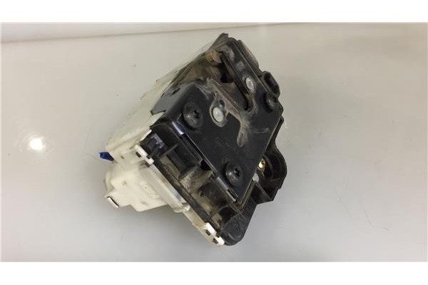 Recambio de cierre electromagnetico delantero derecho para volkswagen polo iii berlina (6n2) 1.4 trendline referencia OEM IAM 6N