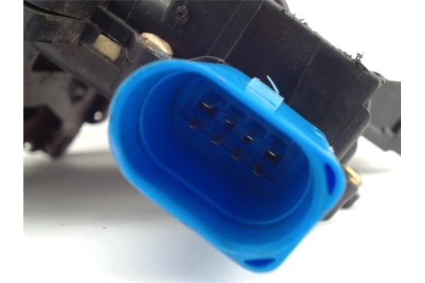 Recambio de cierre electromagnetico delantero izquierdo para seat ibiza (6l1) 1.4 16v referencia OEM IAM 3B1837015N  3B1837015AM