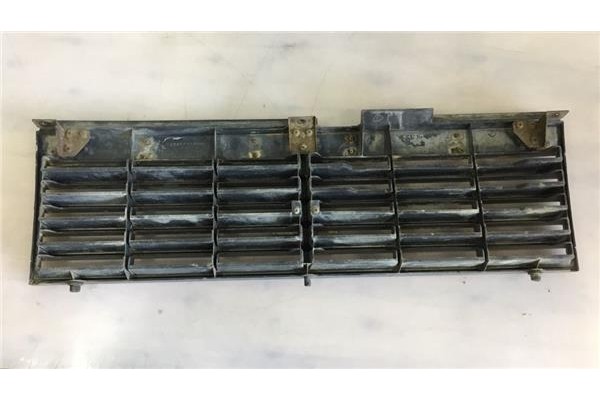 Recambio de rejilla capo para mitsubishi montero (l040) 2.5 2500 td (2-ptas.) referencia OEM IAM MB38352730  