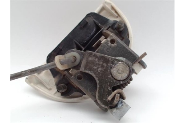 Recambio de maneta exterior delantero derecha para nissan serena (c23m) 2.3 d referencia OEM IAM 806069C000  