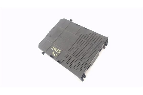 Recambio de caja fusibles/rele para citroen c4 coupe 1.6 vtr plus referencia OEM IAM 216761594H  