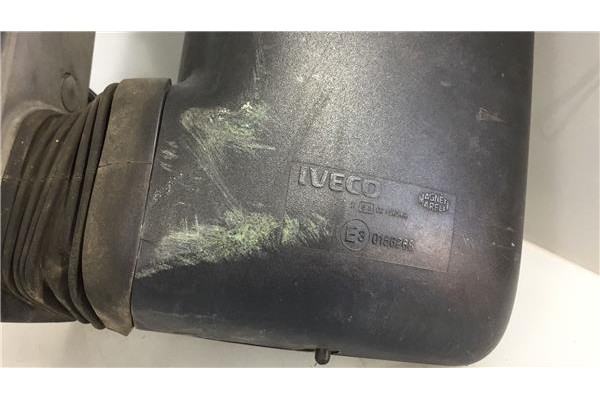 Recambio de retrovisor electrico izquierdo para iveco 35c12 2.3 d referencia OEM IAM 504056737  