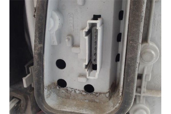Recambio de piloto trasero derecho para volkswagen polo iv (9n1) 1.4 16v referencia OEM IAM 6Q6945096G 6Q6945112A 6Q6944096B , A