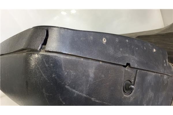Recambio de retrovisor electrico izquierdo para iveco 35c12 2.3 d referencia OEM IAM 504056737  