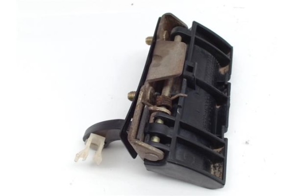 Recambio de maneta exterior porton para hyundai galloper santamo 2.0 referencia OEM IAM 81222M2000  