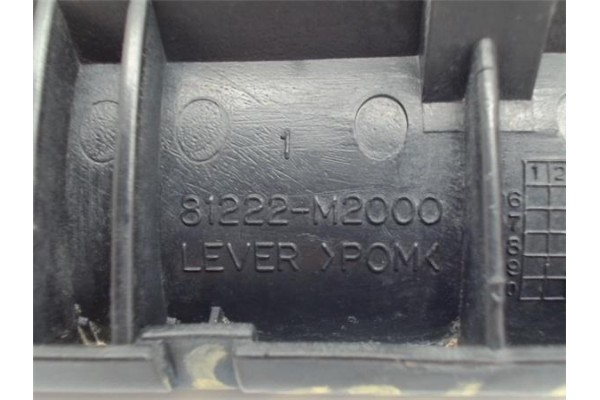 Recambio de maneta exterior porton para hyundai galloper santamo 2.0 referencia OEM IAM 81222M2000  