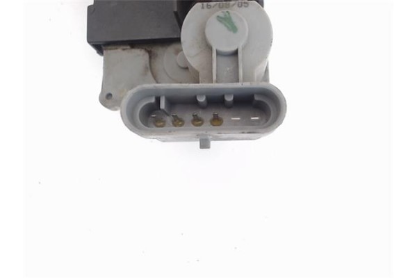 Recambio de cierre electromagnetico trasero derecho para alfa romeo 147 (190) 1.9 jtdm 16v referencia OEM IAM   