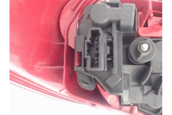 Recambio de piloto trasero derecho para peugeot 206 1.4 i referencia OEM IAM 6351P1 2202283 6351G6 , PEUGEOT | 6351K4 , PEUGEOT 