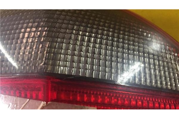 Recambio de piloto trasero derecho para opel omega b 2.0 dti 16v referencia OEM IAM GM45286  