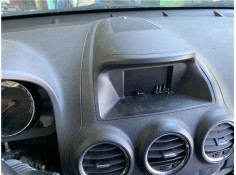 Recambio de consola para opel antara 2.2 selective referencia OEM IAM 95073307 42343742 