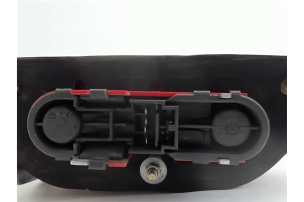 Recambio de piloto trasero derecho para alfa romeo 156 1.9 jtd 8v distinctive referencia OEM IAM 29042001  
