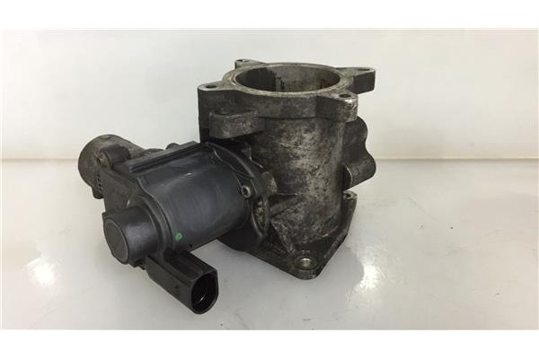 Recambio de egr para volkswagen multivan v (7hm, 7hn, 7hf, 7ef, 7em, 7en) 2.5 tdi referencia OEM IAM 700823040  