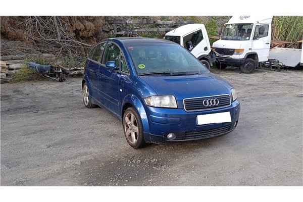 audi a2 (8z) del año 2004