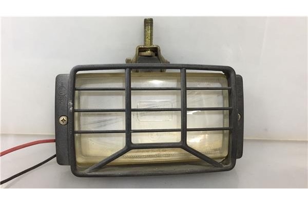 Recambio de faro antiniebla para peugeot 205 berlina 1.4 referencia OEM IAM   